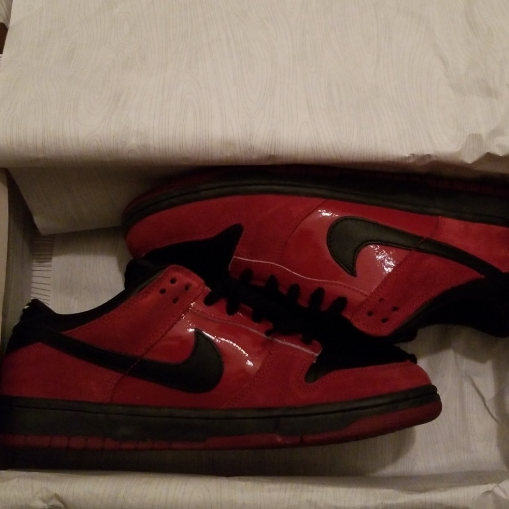 Nike SB Dunk High - MILLI VANILLI edition